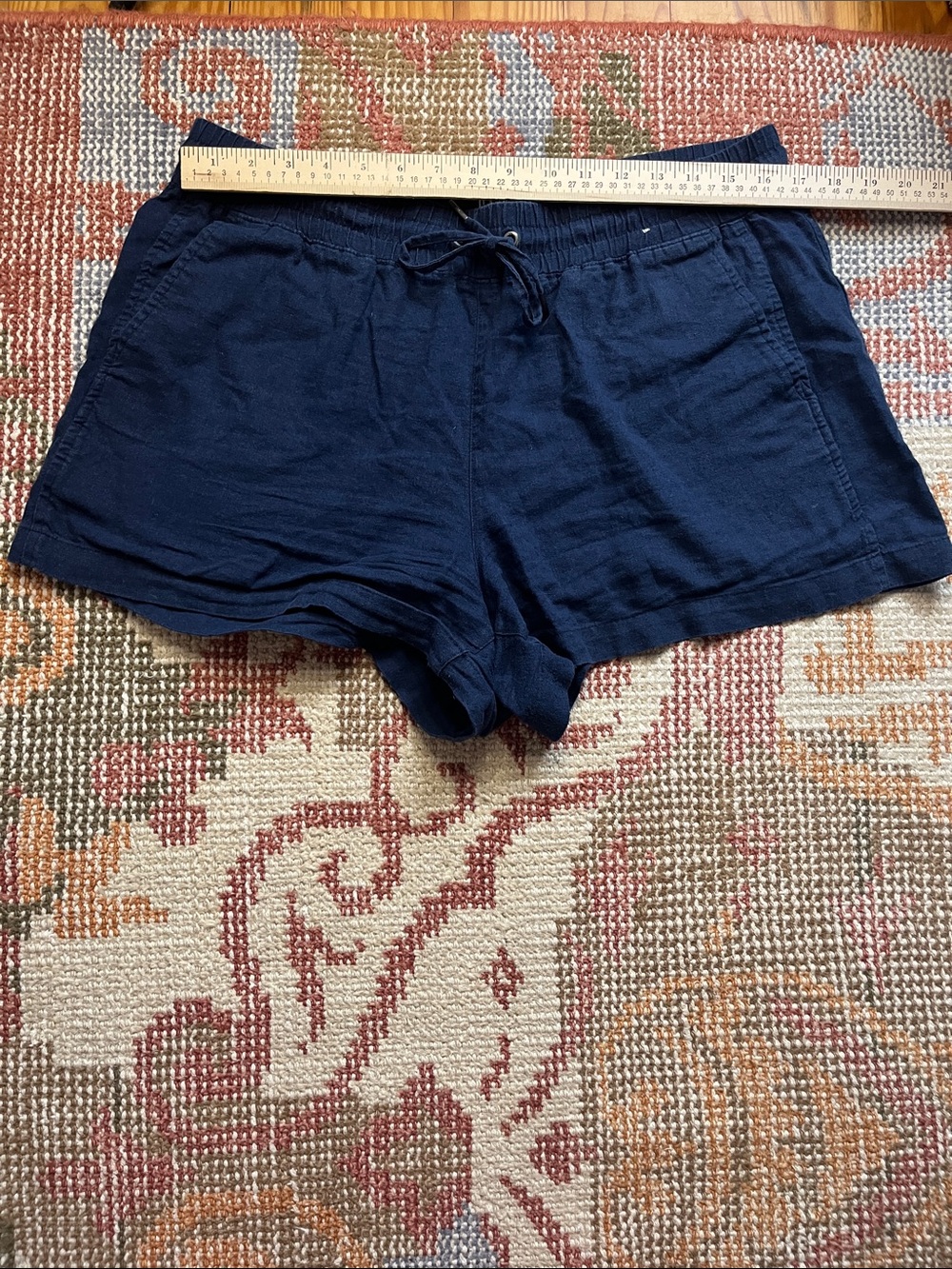 Gap Navy Linen Drawstring Shorts Large Elastic Waist EUC - Picture 2 of 8